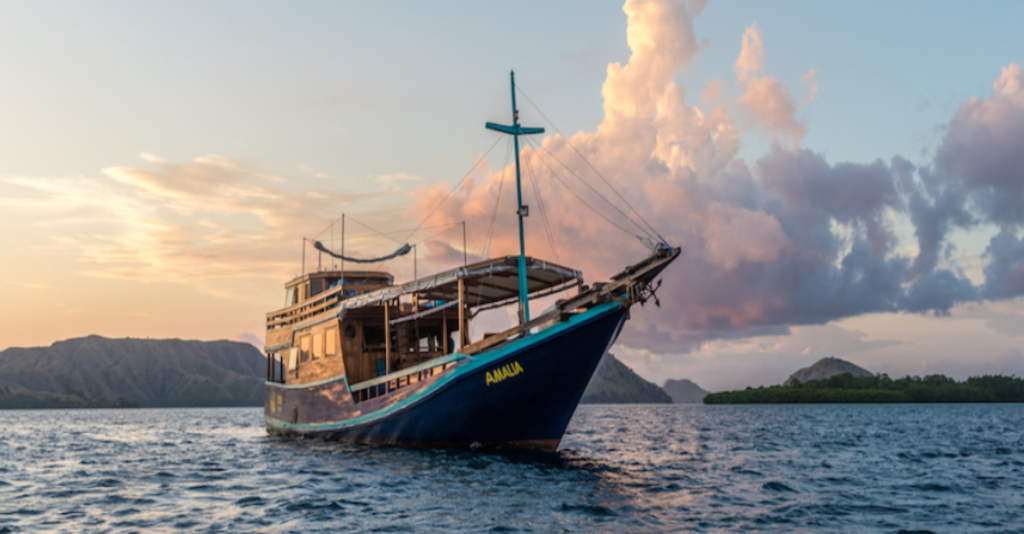 Amalia liveaboard