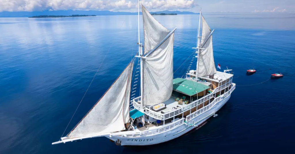 Pindito liveaboard